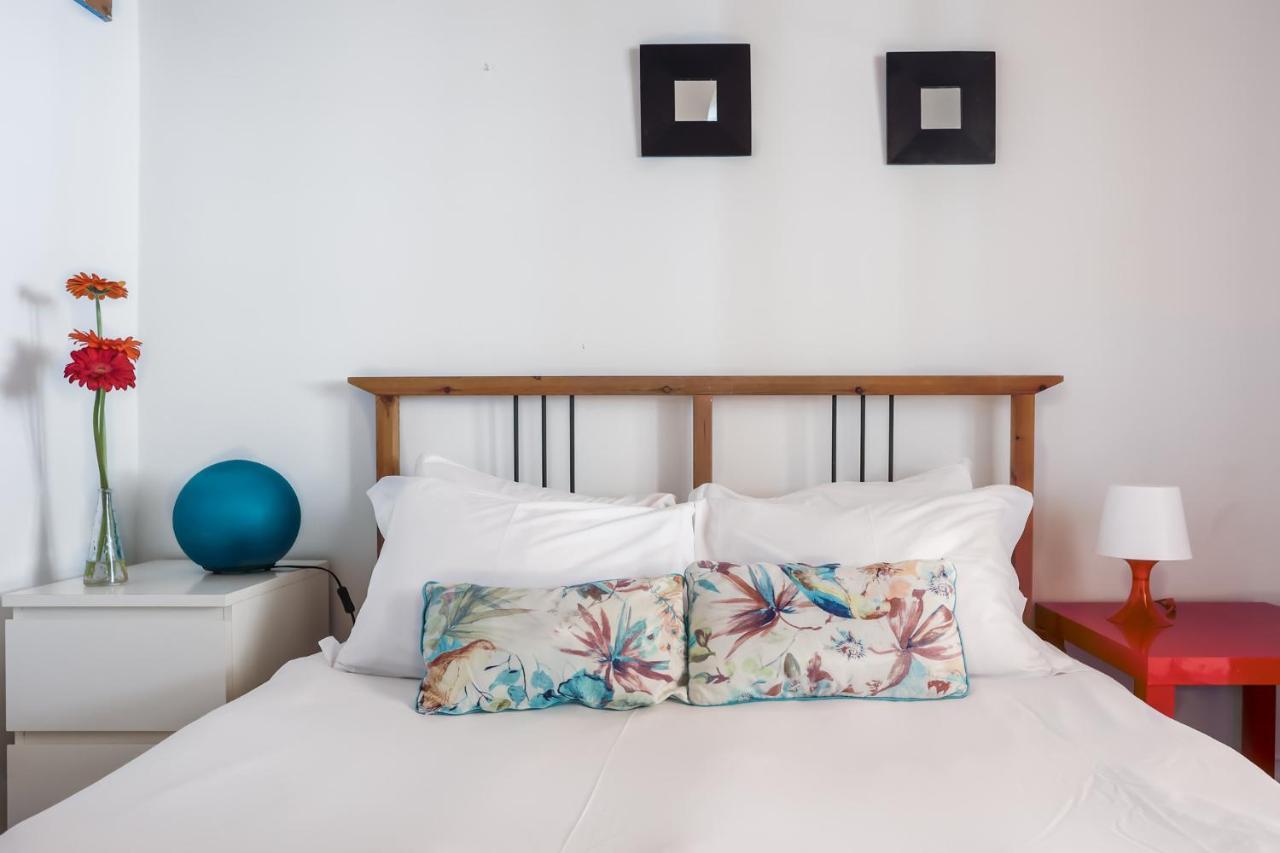 City Center Apt In Lively Bairro Alto! リスボン エクステリア 写真