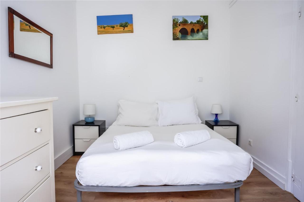 City Center Apt In Lively Bairro Alto! リスボン エクステリア 写真