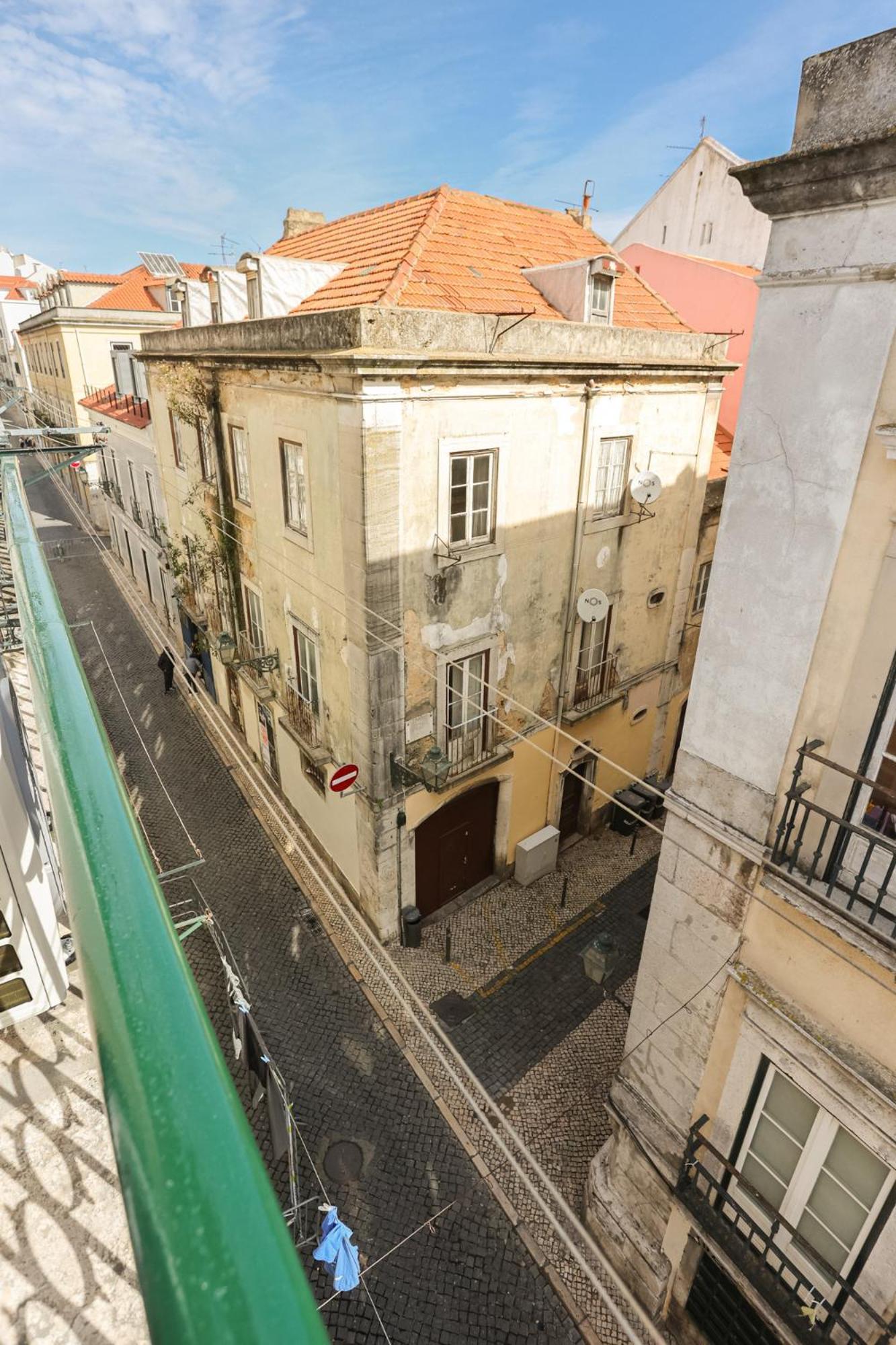 City Center Apt In Lively Bairro Alto! リスボン エクステリア 写真